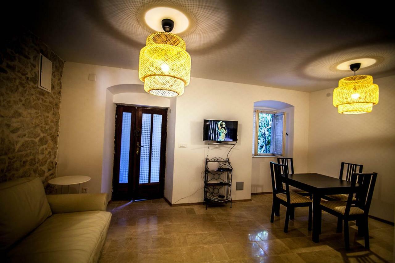 Villa Arboretum Milna  Ngoại thất bức ảnh